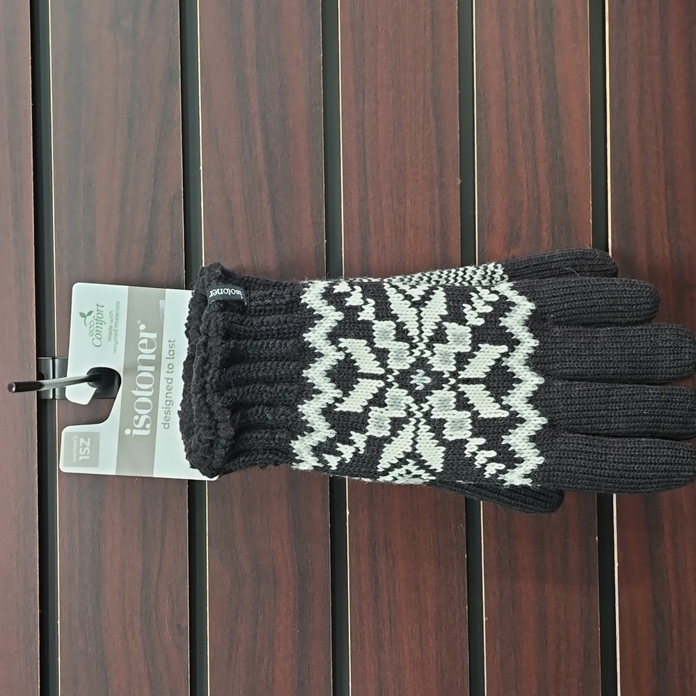 Isotoner | Adult Snowflake Knit Gloves – Black | Sherpasoft Lined | OSFM - Picture 1 of 8